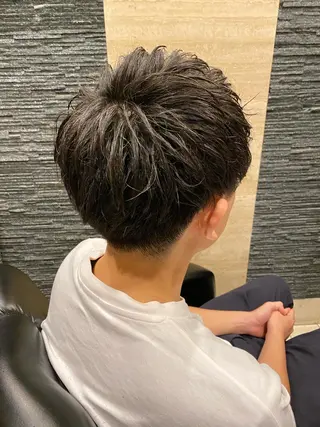 ミディアム メンズ ヒロ銀座ヘアーサロン BARBER SHOP広島本店所属・岡本 宗士のヘアスタイル