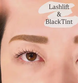 マツエク・マツパ Eyelash salon Blanc所属・鈴木 美空のマツエク・マツパデザイン