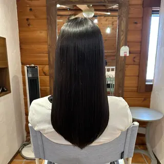 ロング 辻 里奈のヘアスタイル