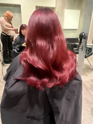セミロング カラー 柴田 愛奈のヘアスタイル