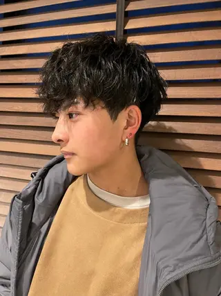 ショート パーマ メンズ 榊原 貫太のヘアスタイル