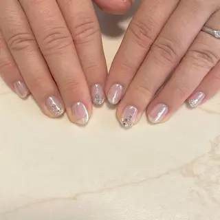 ネイル NAILSALON RandU...のネイルデザイン