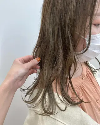 カラー 結婚式お呼ばれヘア セット🌼Tommyのヘアスタイル
