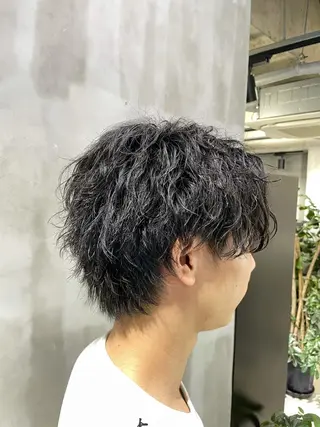 ショート メンズ メンズサロン代表 曲がる縮毛矯正のヘアスタイル
