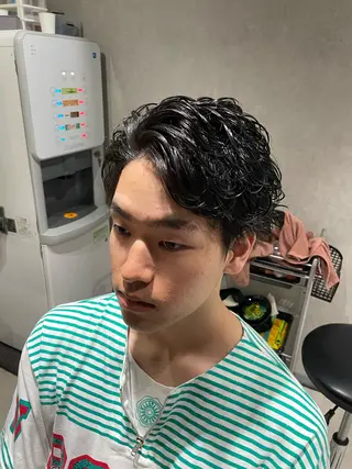 ショート パーマ メンズ _WHITE / KENTOのヘアスタイル