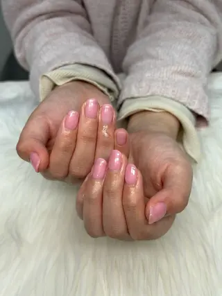 ネイル SHIORI ⭐︎のネイルデザイン