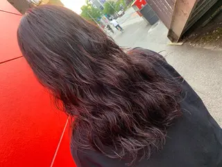 セミロング カラー パーマ 岡本 幸法のヘアスタイル