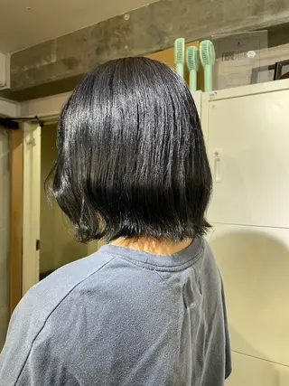 ショート カラー ふかたさや🌟 艶感カラー🌟のヘアスタイル