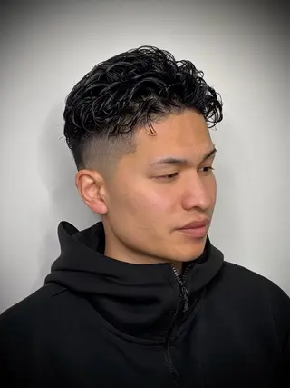 パーマ メンズ 柄﨑 比呂/ancielのヘアスタイル