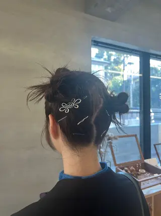 ミディアム サカモト ナオミのヘアスタイル