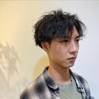 パーマ メンズ JINKIメンズ特化 メンズカットパーマのヘアスタイル