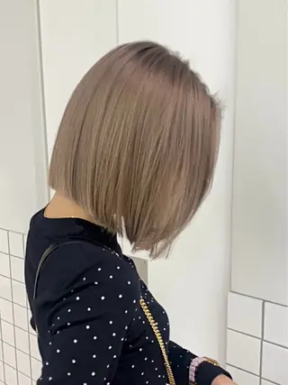 ショート 古賀/レイヤーボブ /ハッシュカットのヘアスタイル