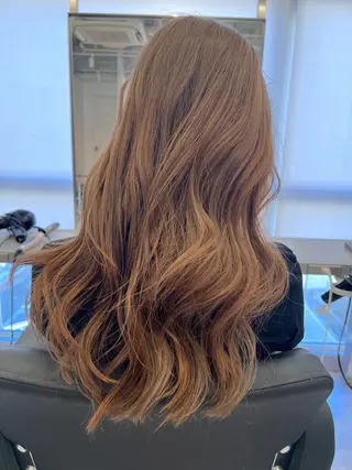 ロング カラー 艶ハイトーン‪‪🔆 ️️️安座間 希のヘアスタイル