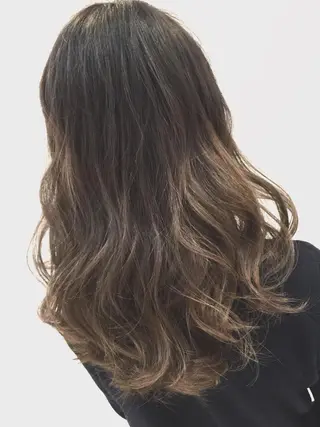 セミロング カラー ハイトーン×髪質改善 KENTAのヘアスタイル