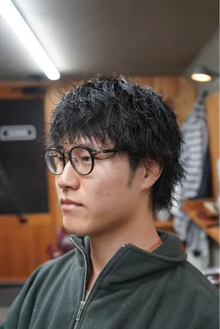 パーマ メンズ 関 晃哉のヘアスタイル