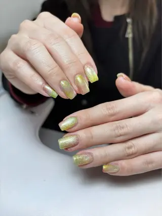 ネイル Flowerネイルサロン所属・. yukiのネイルデザイン