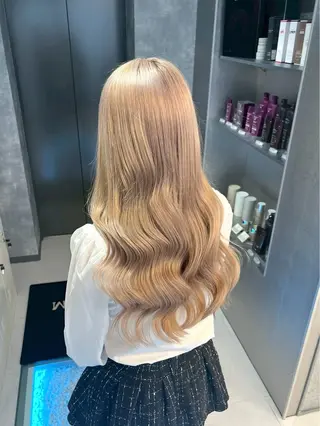 カラー 🦋ハイトーン×ア レンジ💫Leenaのヘアスタイル