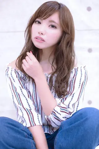 セミロング YOKOI SHINJIのヘアスタイル