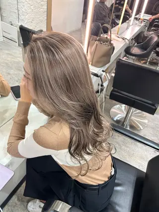セミロング カラー レイヤーカット BLend 渋谷のヘアスタイル