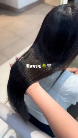セミロング ‎🤍透明感×ツヤ髪 / Saki‎🤍のヘアスタイル