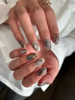 ネイル Yours. MICAのネイルデザイン