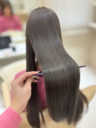 ロング カラー りほ/顔周りカット/ レイヤーカットのヘアスタイル