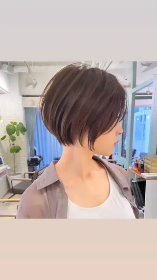 ショート カラー 縮毛矯正・似合わせ タナカ レイヤのヘアスタイル