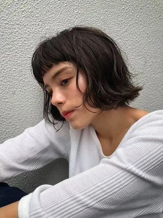 ショート ボブ♡柔らかいカラー 實松栞理のヘアスタイル