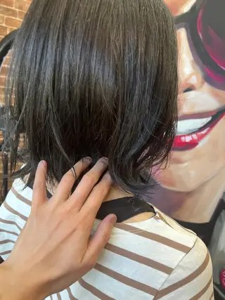 ミディアム カラー パーマ ヘアアレンジ メンズ キッズ ネイル マツエク・マツパ アイブロウ 久木原 ゆりのヘアスタイル