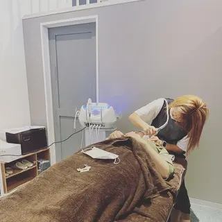 embellie アンベリー所属・アン ベリーのエステ・リラクイメージ