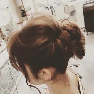 セミロング カラー ヘアアレンジ 吉河 克則のヘアスタイル