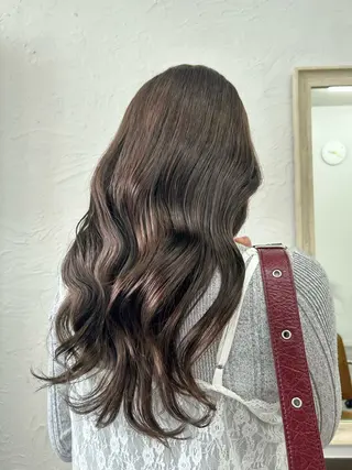 ロング カラー 木藤 優杏のヘアスタイル