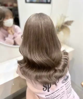 カラー 🎀sakura🎀 艶髪/韓国/ワンホンのヘアスタイル