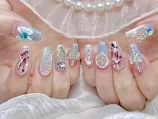 ネイル Aurum nailのネイルデザイン