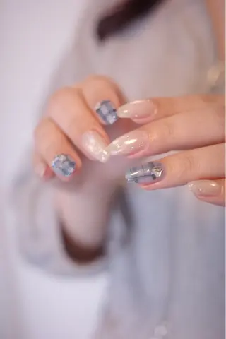 ネイル Locèlon .のネイルデザイン