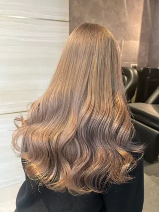 ロング カラー ヘアアレンジ 🌱巴結生🌿大宮 ☁️ミルクティーのヘアスタイル