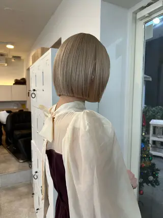 セミロング カラー ✨顔まわりカット ✨渋谷人気No.1✨のヘアスタイル