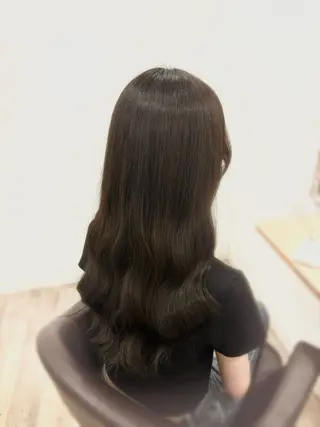 カラー なつ / ハイライト / 髪質改善カラーのヘアスタイル