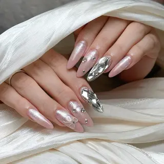 ネイル Maggie Nail🦩のネイルデザイン