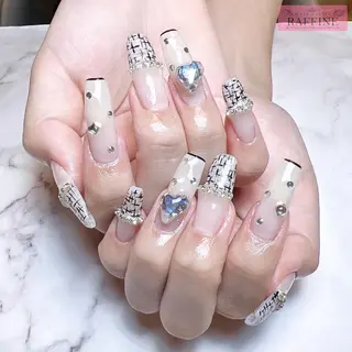 ネイル RAFFINE haru🦋🩵のネイルデザイン