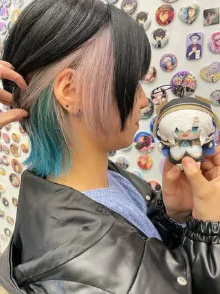 ロング カラー インナーカラー 推し ブリーチ  髪質改善のヘアスタイル