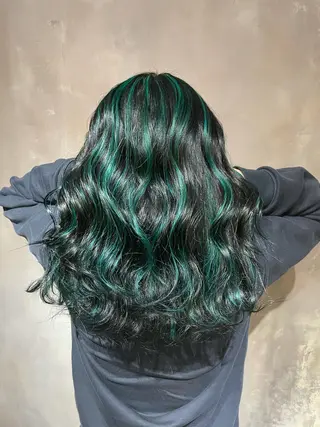 セミロング カラー La vielle 西峠のヘアスタイル