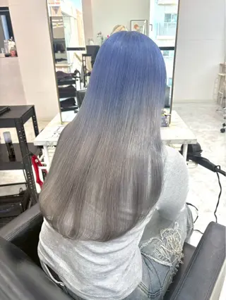 ロング ☪️艶々ハイトーン coco🍀︎✨のヘアスタイル