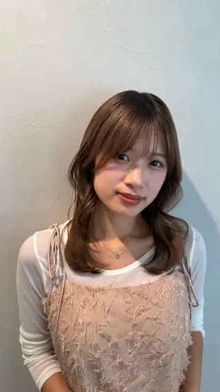 ミディアム 中村 紫乃のヘアスタイル