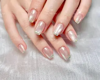 ネイル 🦋 Queenieのネイルデザイン