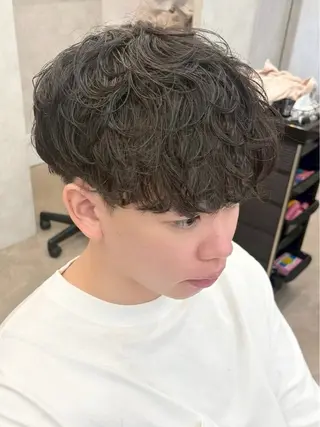 メンズ ニュアンスパーマ🌀 毛流れ🩶イザベラのヘアスタイル