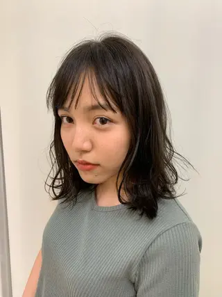 ミディアム ✨カラー支持No.1 🧸ワキ カナコ🧸のヘアスタイル