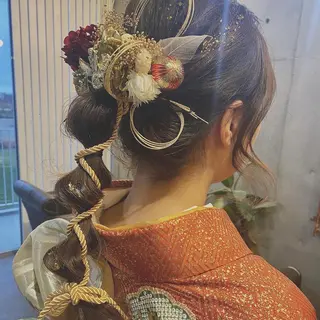ロング カラー パーマ ヘアアレンジ メンズ キッズ ネイル マツエク・マツパ アイブロウ モリモト サナのヘアスタイル
