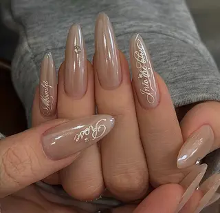 ネイル エリ🫧 nail池袋東口のネイルデザイン