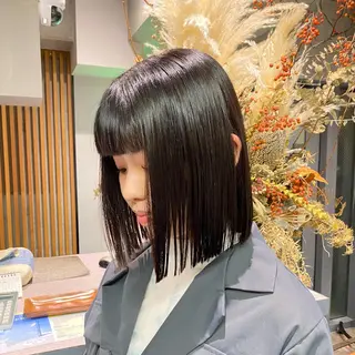 ショート カラー 🩶レイヤーカット 🩶柔らかカラー結愛のヘアスタイル